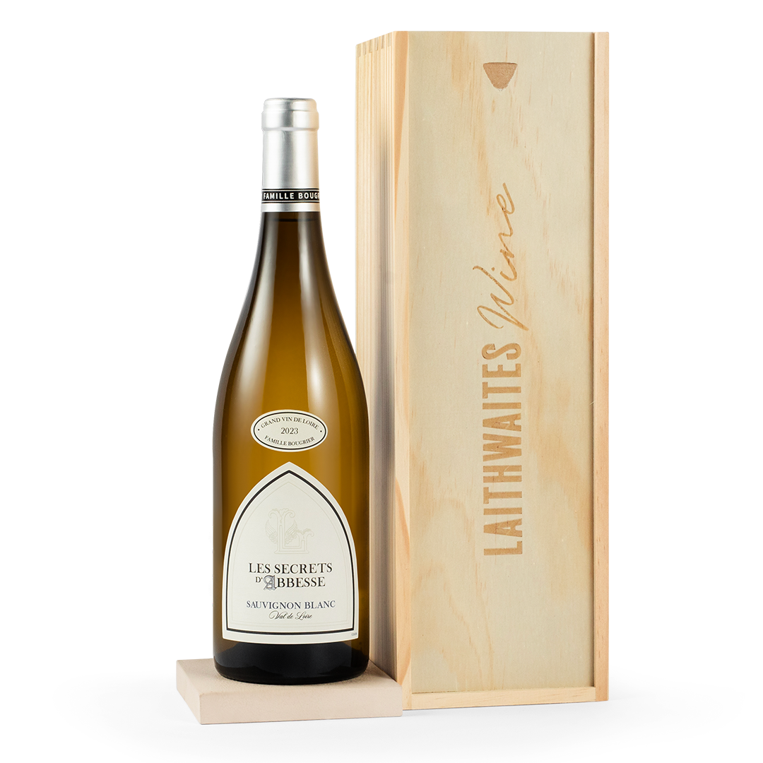 Sauvignon Blanc In Wooden Gift Box