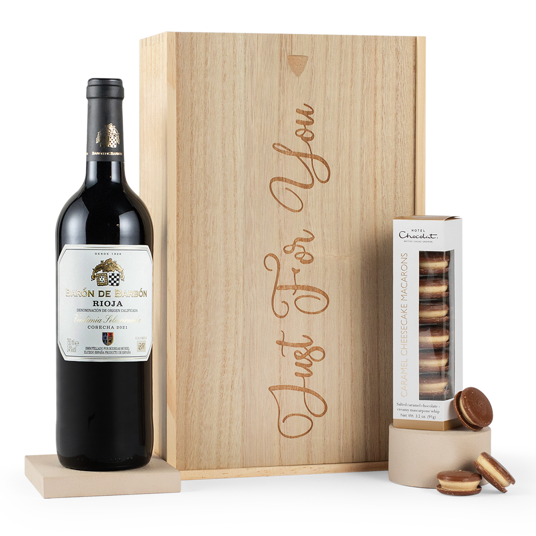 Hotel Chocolat Macarons & Rioja Gift Set